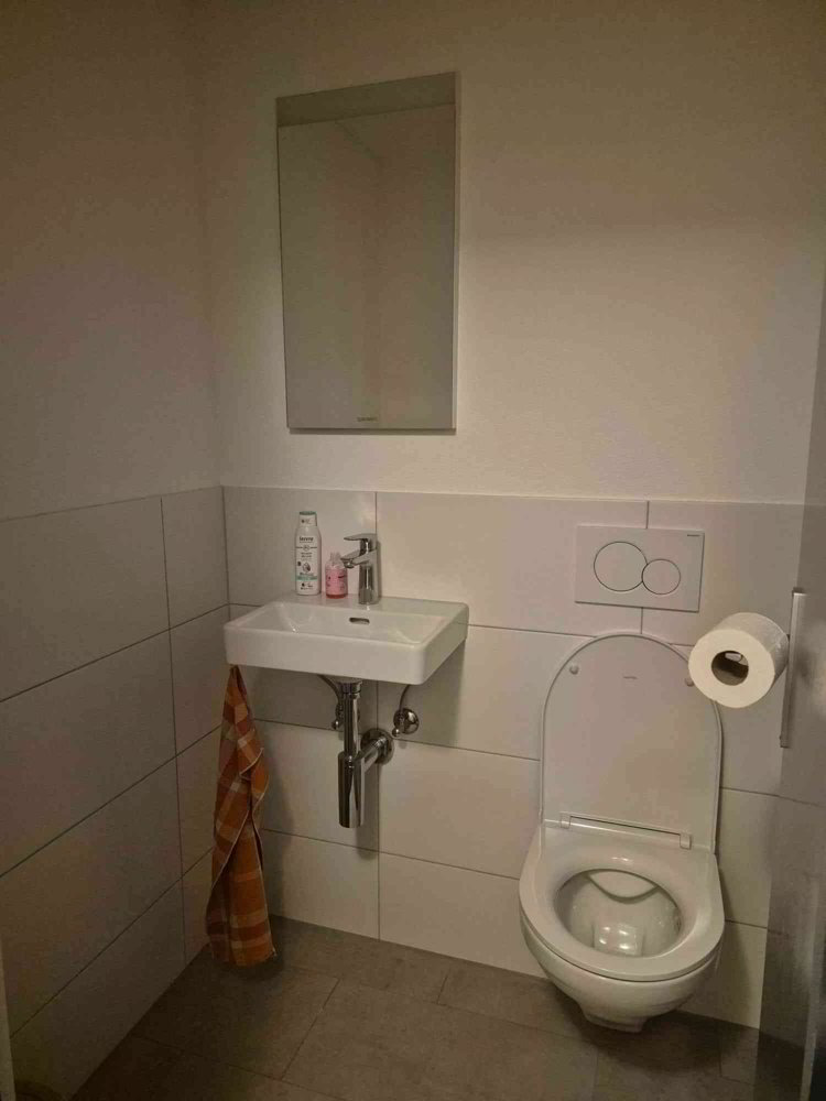 2.5 rooms Office & Commercial for rent in Flawil - image 1/4