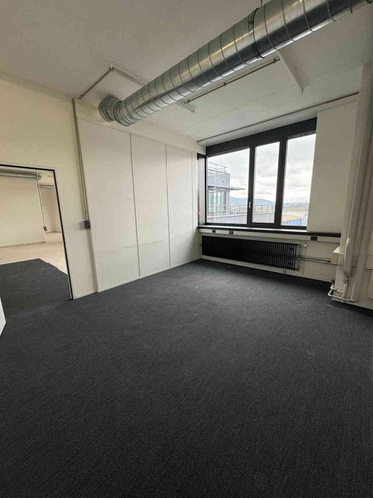 Flexibler Arbeitsplatz im modernen Grossraumbüro in Dietikon - Ansicht 2