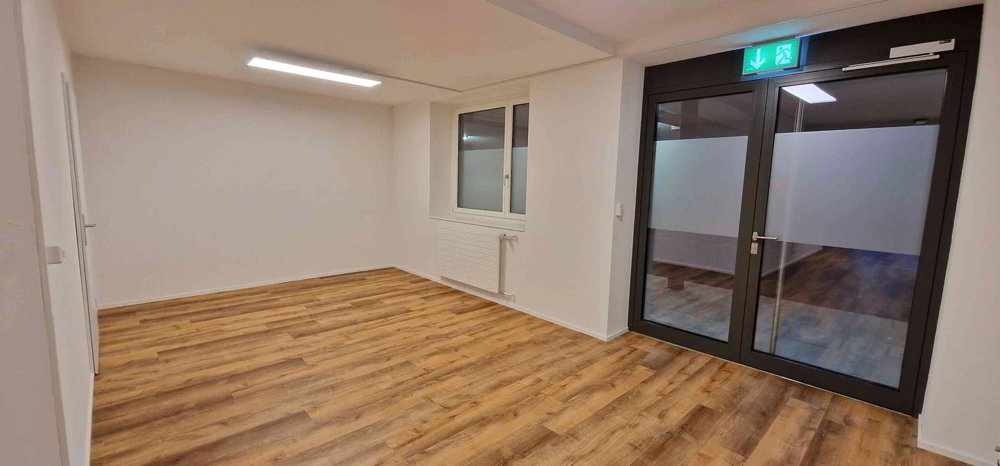 2 rooms Office & Commercial for rent in Herisau - image 1/6