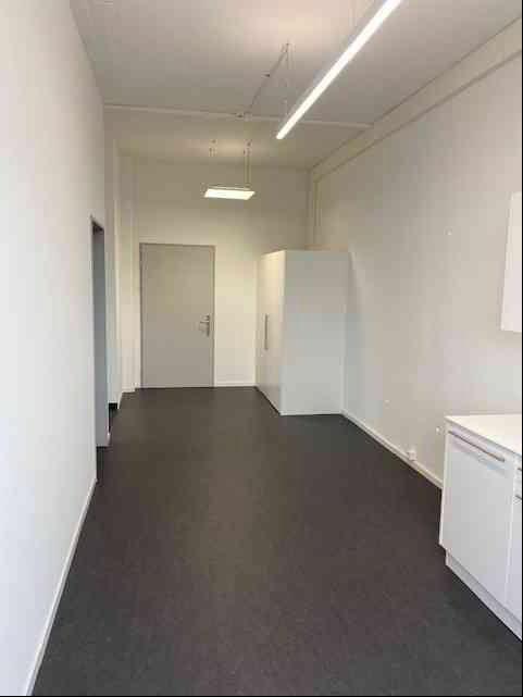 Kopie Moderne Büroräumlichkeiten in Regensdorf - Ansicht 4