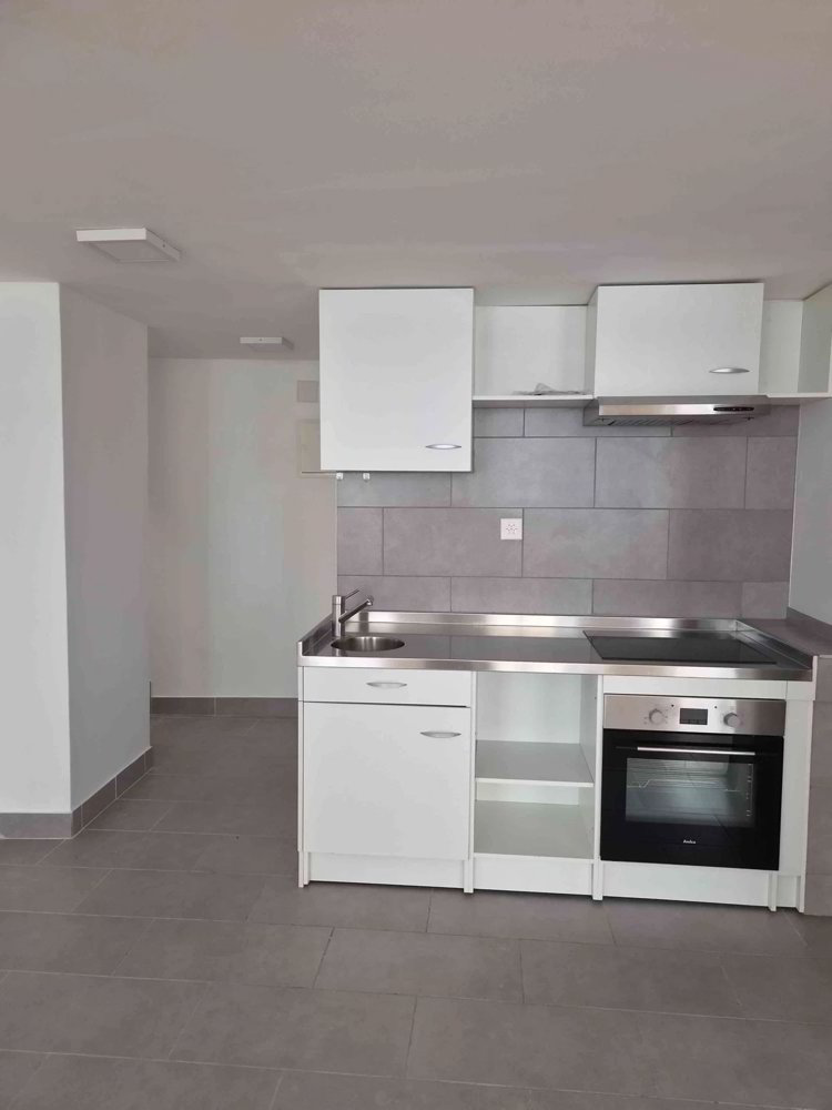 Appartamento di 1.5 locali in affitto a Neuchâtel - immagine 1/7