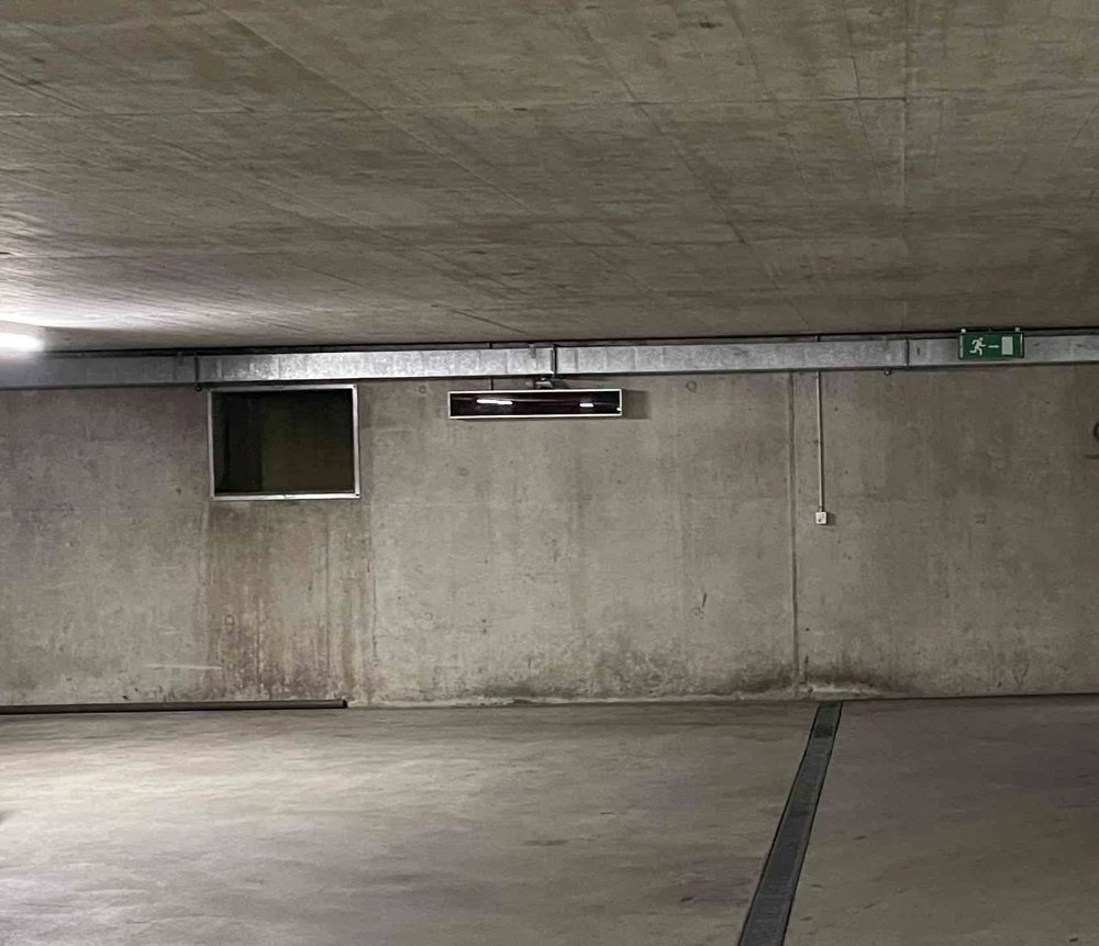 null rooms Car park, garage for rent in Kreuzlingen - image 1/1