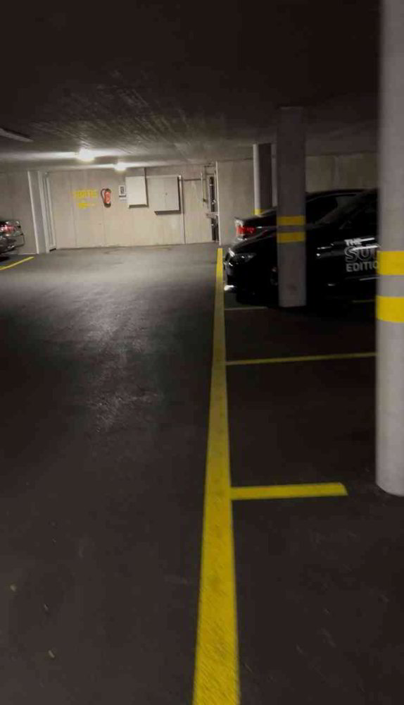null rooms Car park, garage for rent in Martigny - image 1/3