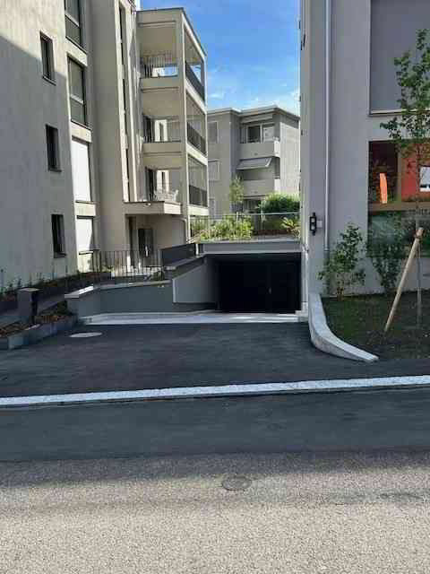 null rooms Car park, garage for rent in Zürich - image 1/3