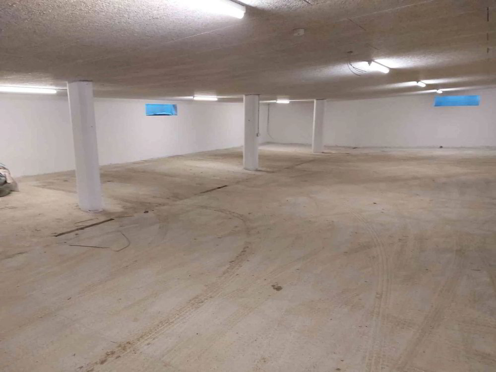 null Zimmer Parkplatz, Garage zu vermieten in Flawil - Bild 1/1