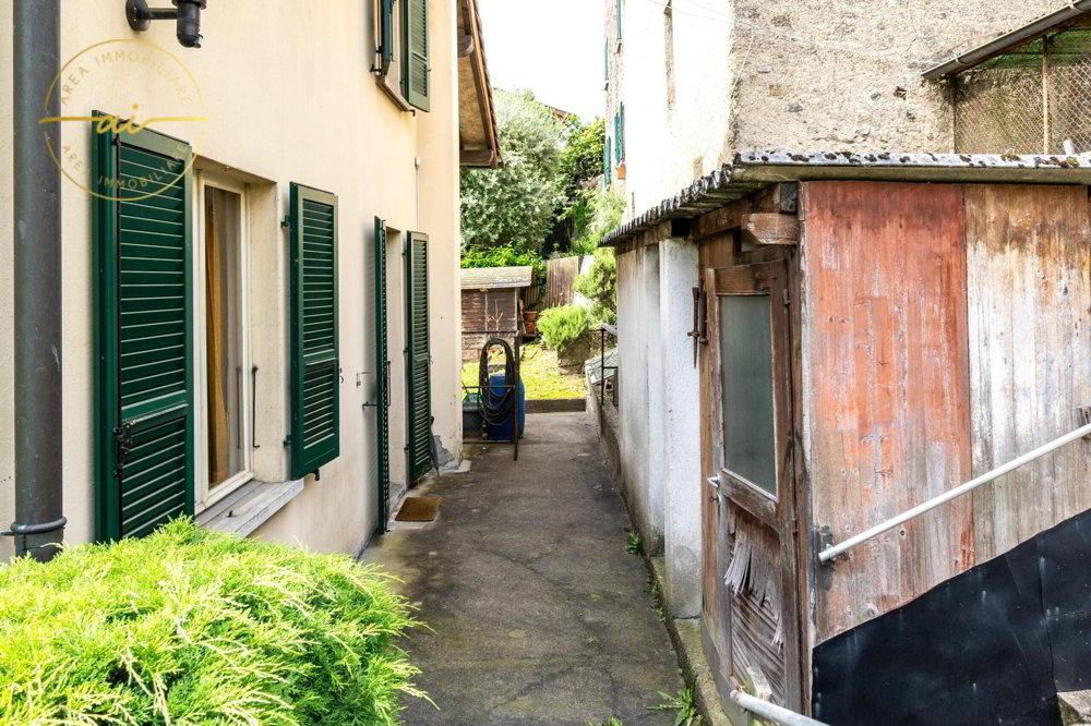 Immeuble d'habitation de 8 pièces en vente à Cureglia - 170 m² - Ansicht 4