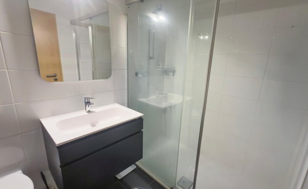 Appartement 2.5 pièces à acheter à Martigny - image 1/11