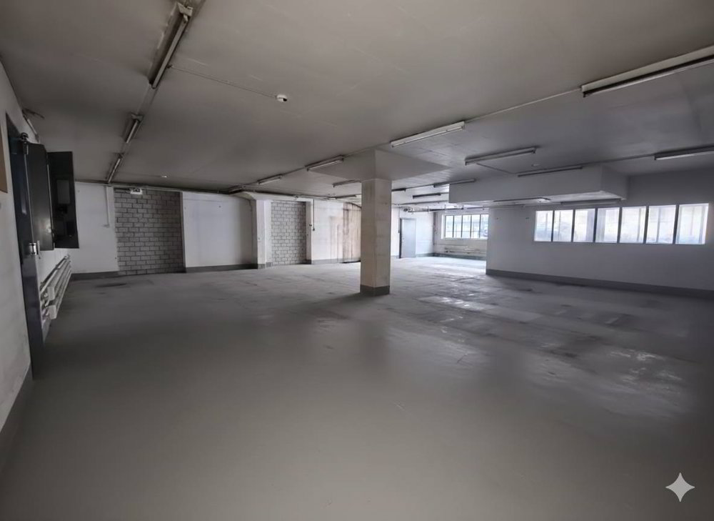 1 rooms Office & Commercial for rent in Saint-Gall - image 1/9