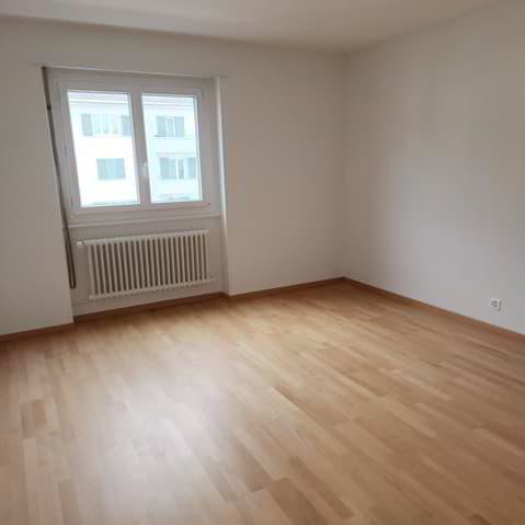 Appartamento di 3 locali in affitto a La Chaux-de-Fonds - immagine 1/6
