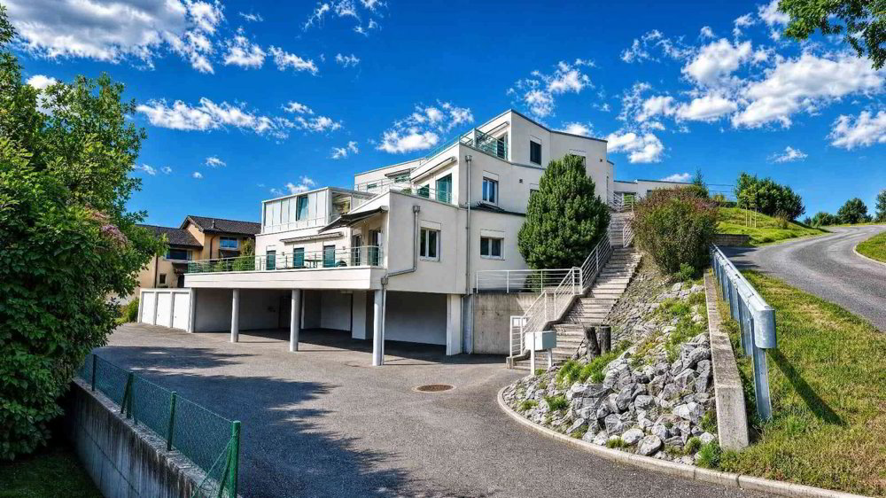 5.5 rooms Apartment to buy in La Tour-de-Trême - image 1/11