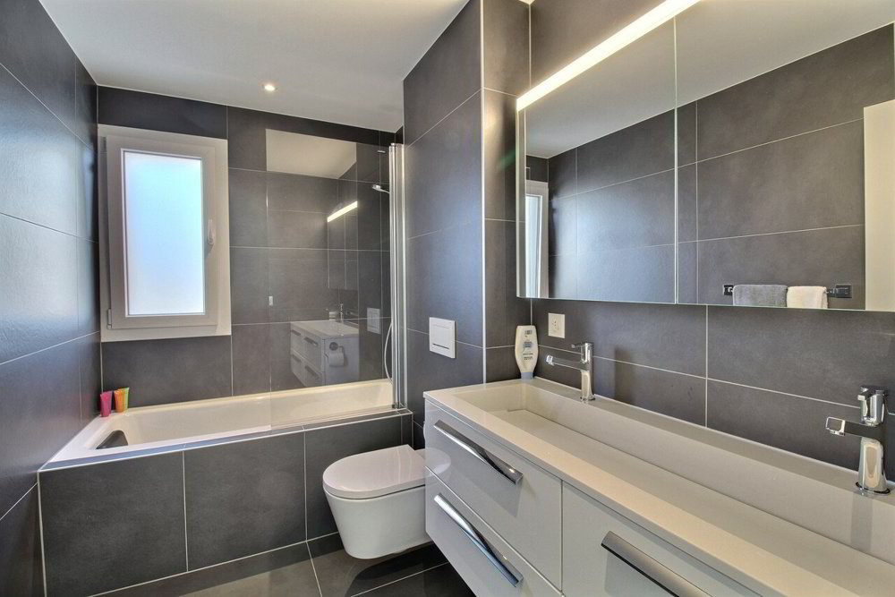 Casa di 7 locali in vendita a Riaz - immagine 1/13