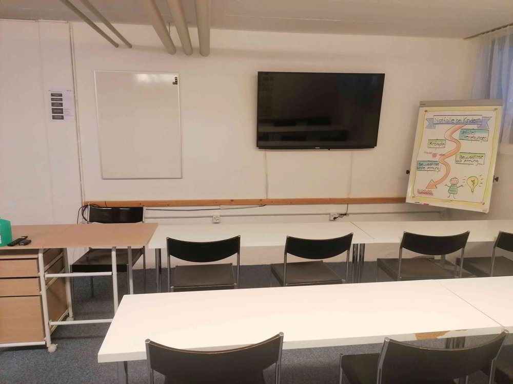 1.5 rooms Office & Commercial for rent in Kloten - image 1/4