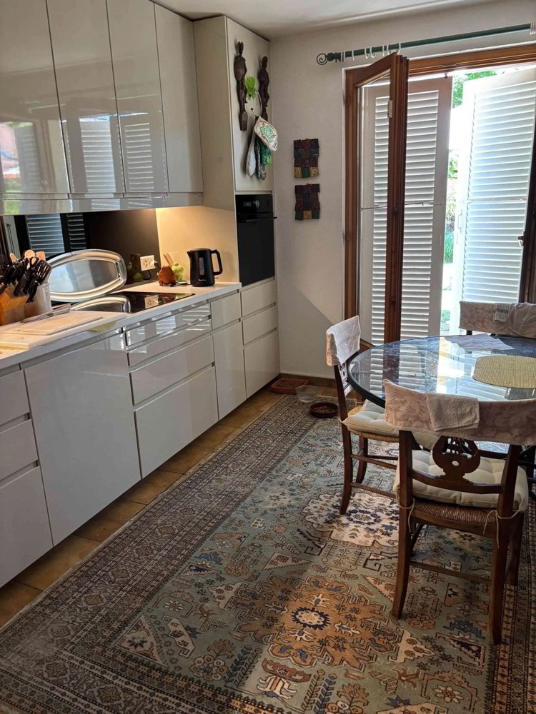 8.5 rooms House for rent in Chavannes-des-Bois - image 1/4