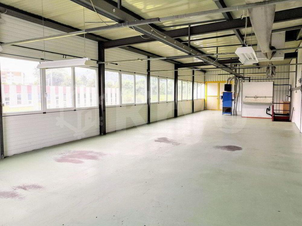 Porrentruy, Verkaufsfläche von 330 m² zu vermieten - Ansicht 2