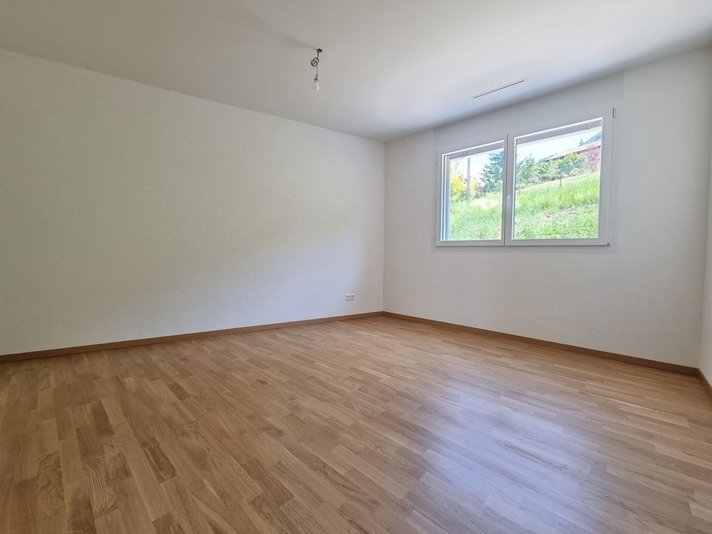 2 rooms Apartment to buy in Ollon VD - image 1/8