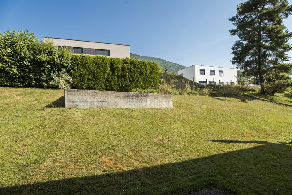 5 rooms House to buy in Moutier - image 1/12