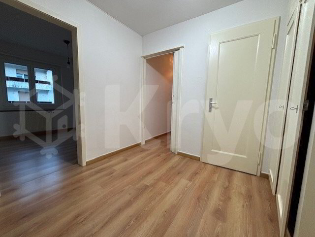 3 rooms Apartment for rent in Moutier - image 1/8