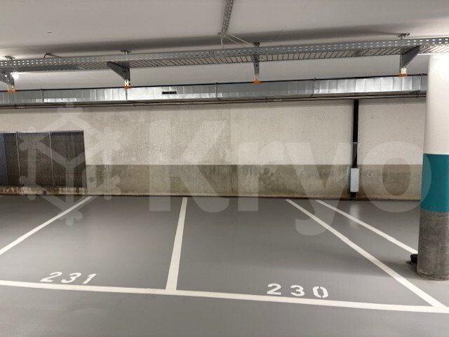 null rooms Car park, garage for rent in Delémont - image 1/5