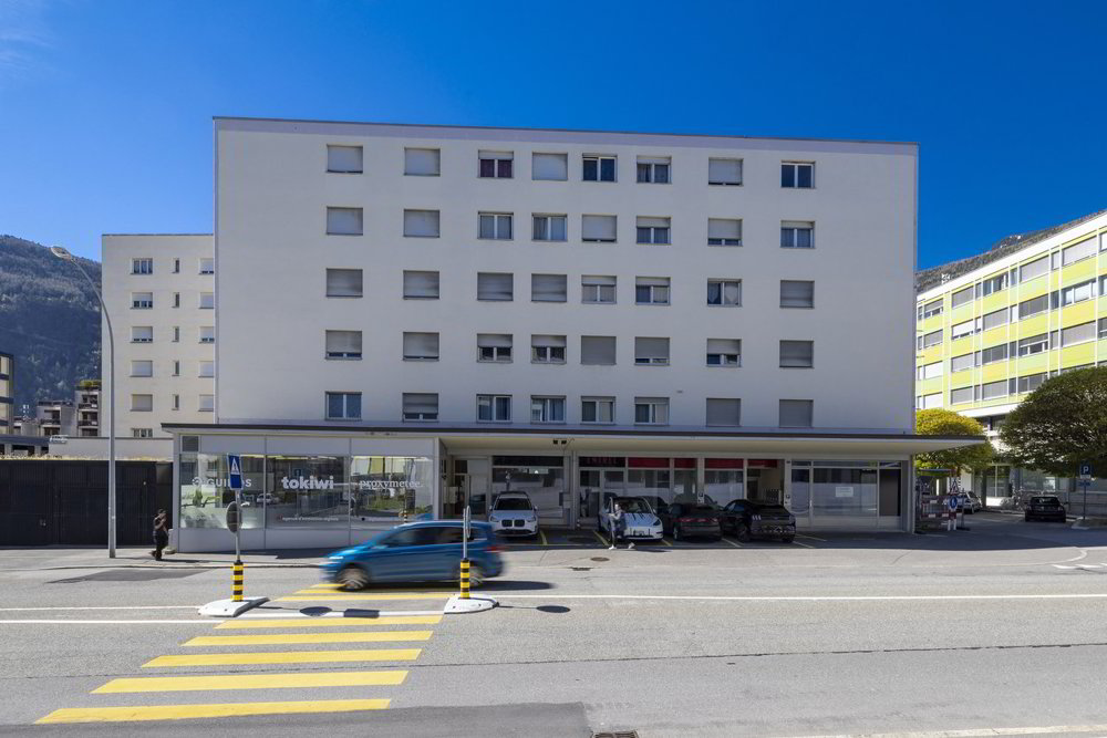 null rooms Office & Commercial to buy in Martigny - image 1/13
