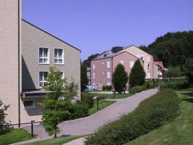 4 rooms Apartment for rent in Lausanne - image 1/4
