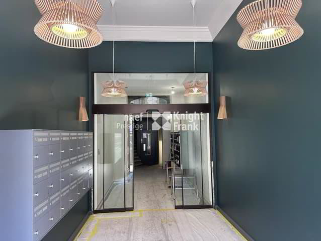 5 rooms Apartment for rent in Geneva - image 1/13
