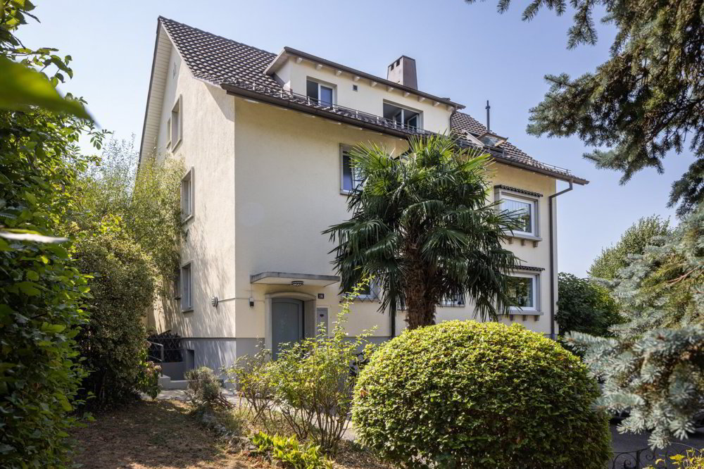Mehrfamilienhaus mit Baulandreserve im schönen Lindenquartier in Biel BE