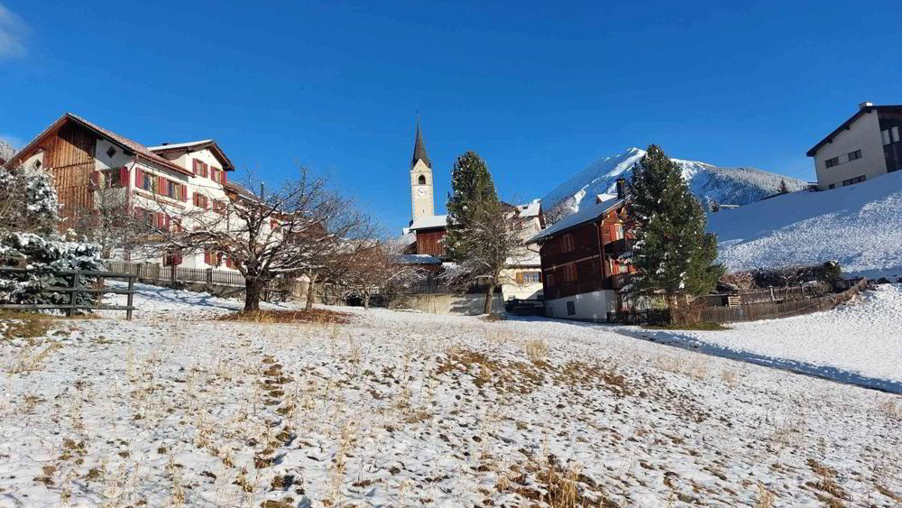 4.5 Zimmer Haus zum verkaufen in Schmitten (Albula) - Bild 1/5