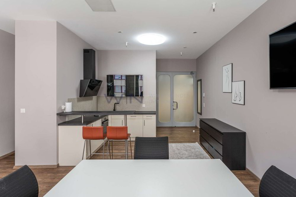 1 Zimmer Büro zum verkaufen in Opfikon - Bild 1/13