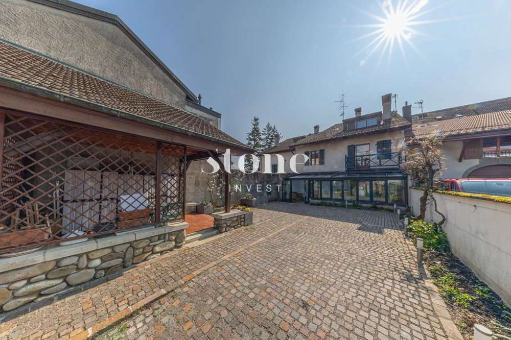 Maison 8 pièces à acheter à Russin - image 1/11