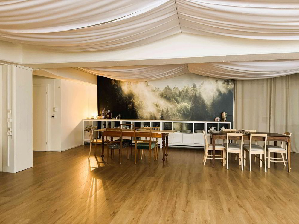 1 rooms Office & Commercial for rent in Zug - image 1/4