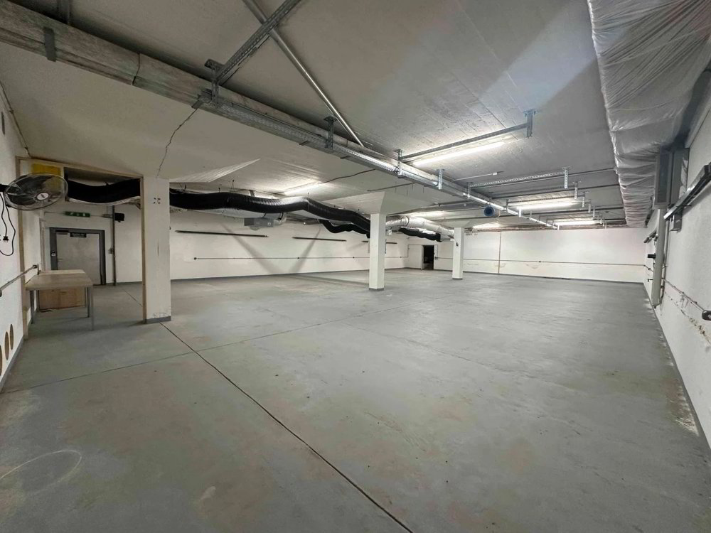 Local à louer en sous-sol 115 m² pour stockage, musique, association…) - Ansicht 5