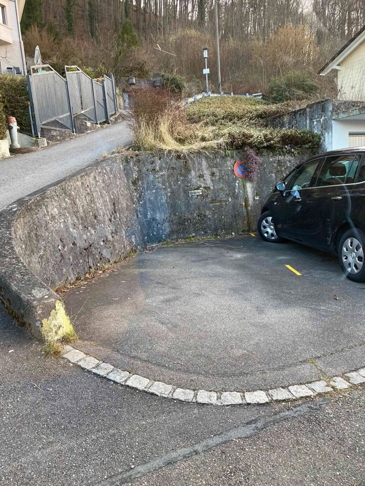 null rooms Car park, garage for rent in Baden - image 1/1