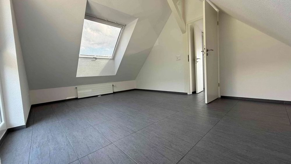 5.5 Zimmer Wohnung zu vermieten in Granges SO - Bild 1/13