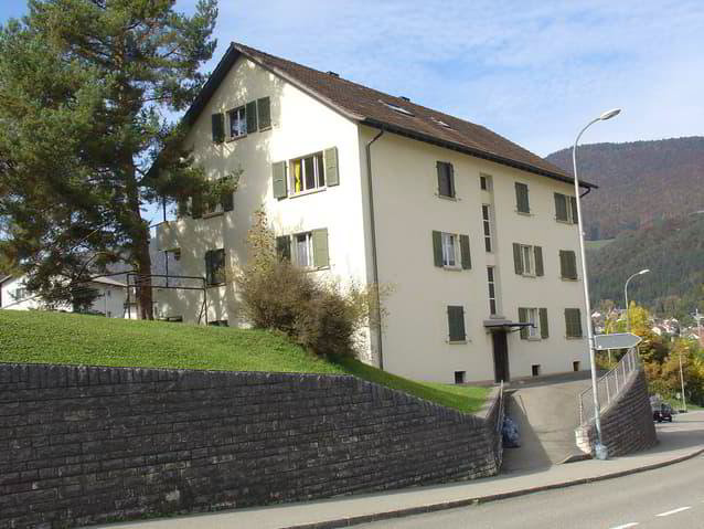 Appartement 3 pièces à louer à Moutier - image 1/10