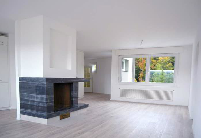 5 rooms Apartment for rent in La Chaux-de-Fonds - image 1/5