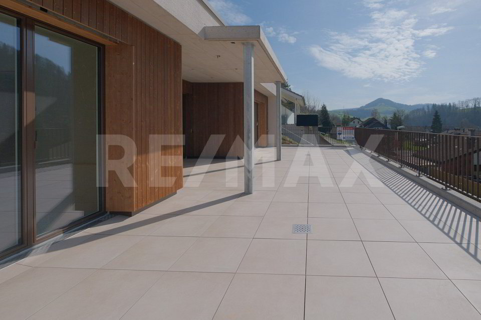 Hochwertiges Terrassenhaus - neu, flexibel und aussichtsreich - Ansicht 2