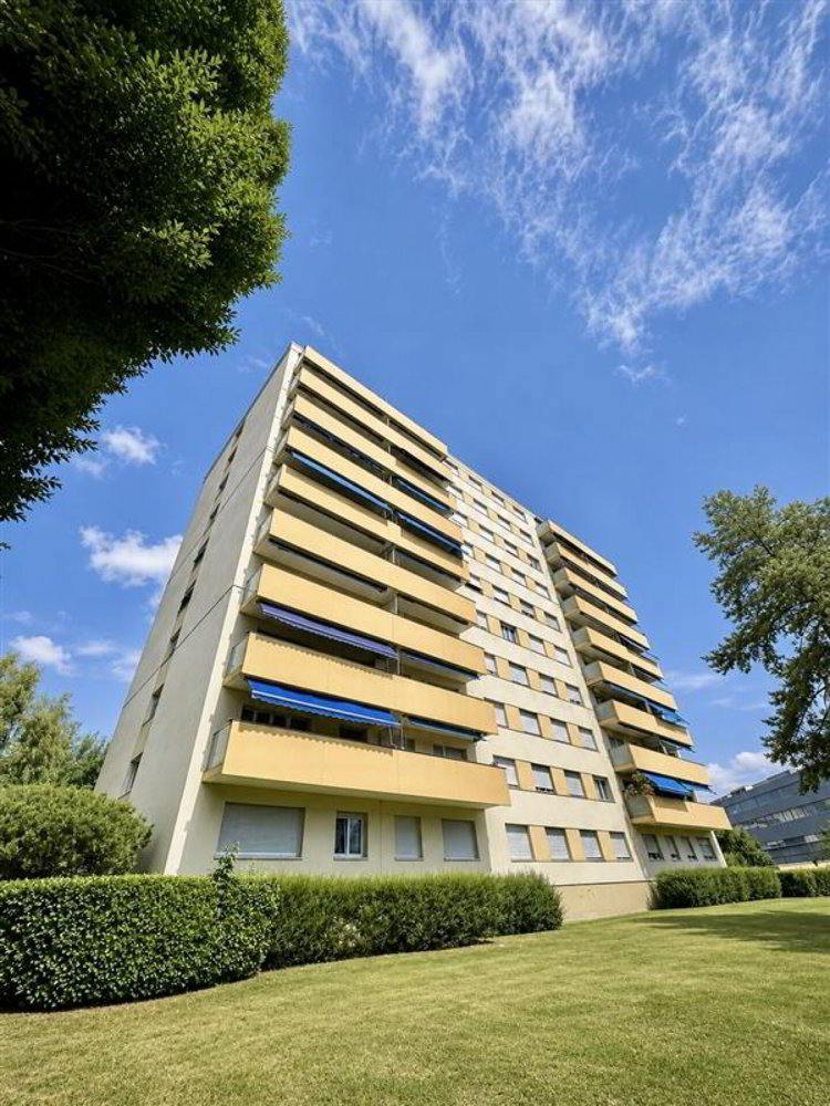 4.5 rooms Apartment to buy in Yverdon-les-Bains - image 1/15