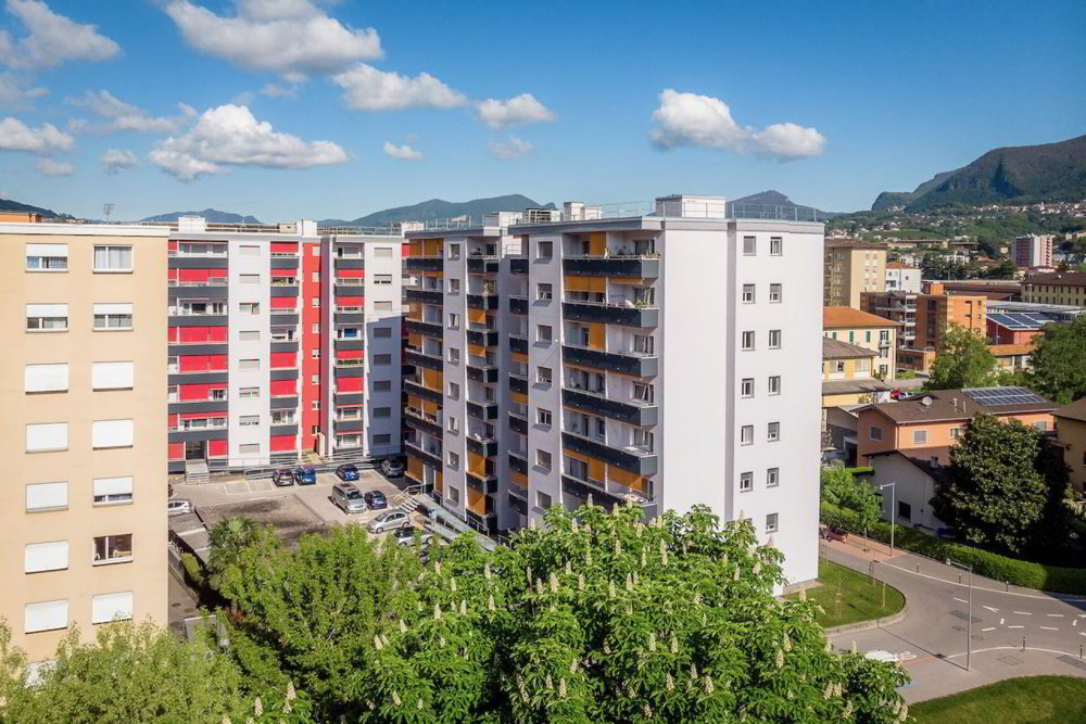 4.5 rooms Apartment for rent in Chiasso - image 1/8