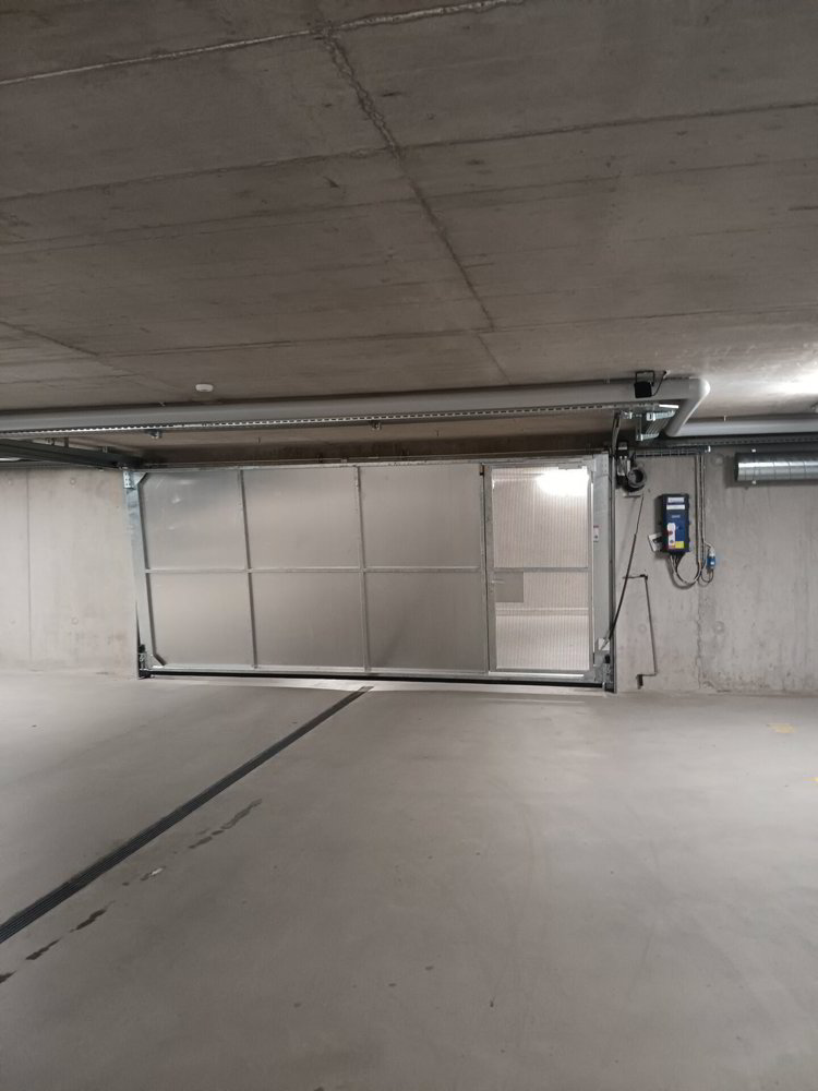 Zu vermieten : neue Einstellhallenplätze in Avenches