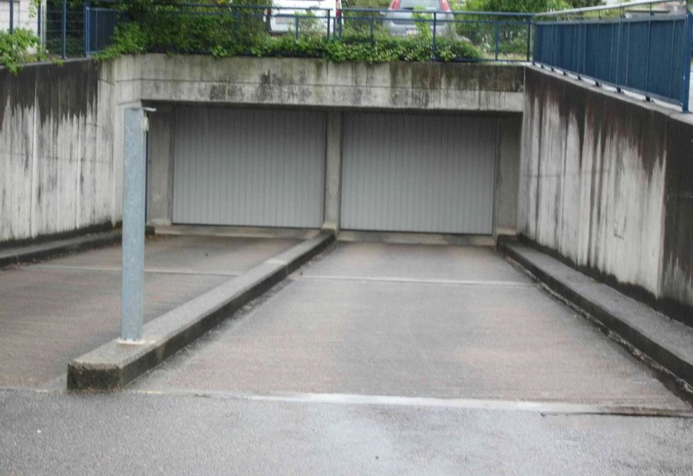 null rooms Car park, garage for rent in Aadorf - image 1/1