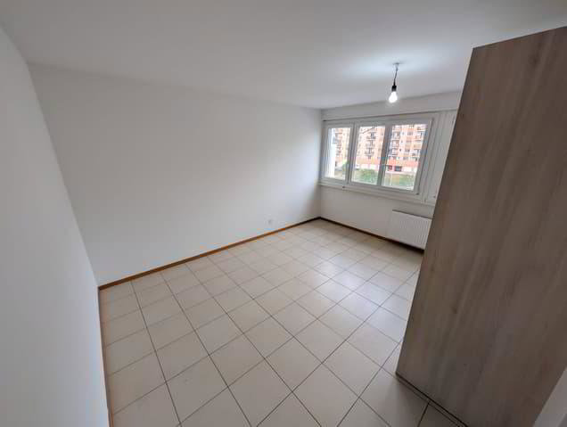 Wohnung – La Chaux-de-Fonds, Région Montagnes - Ansicht 3