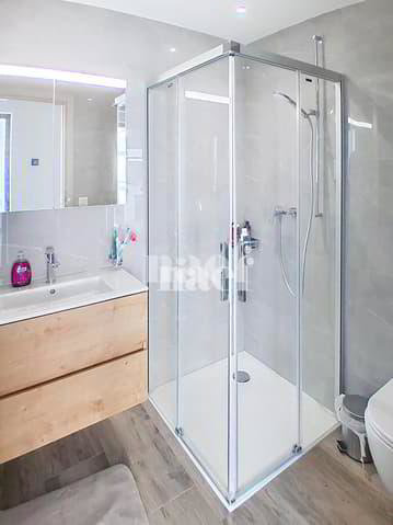 Appartement 2.5 pièces à louer à Saxon - image 1/8