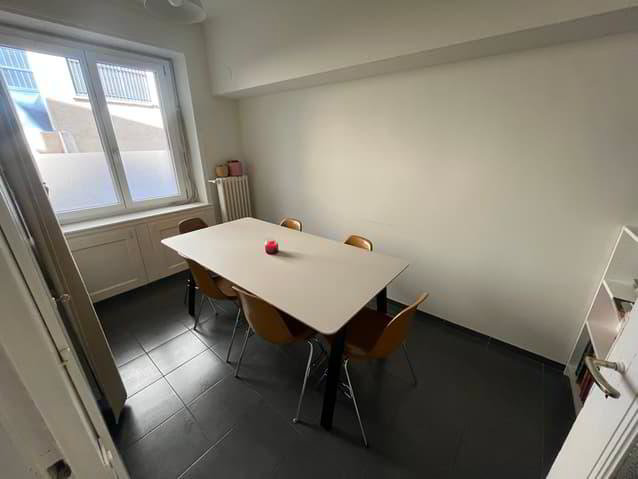 1 rooms Office & Commercial for rent in Lausanne - image 1/2