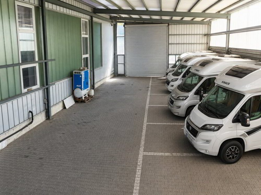 Atelier de fabrication en location à Muolen - 692 m² - Mehr
