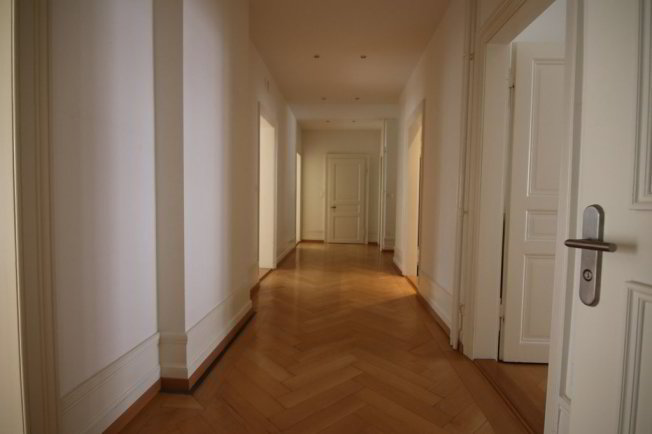 Appartement 5 pièces à louer à Zürich - image 1/1