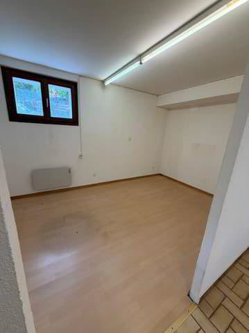 Bureau de 2.5 pièces à Saint-Maurice - Accessible et bien situé - Ansicht 5