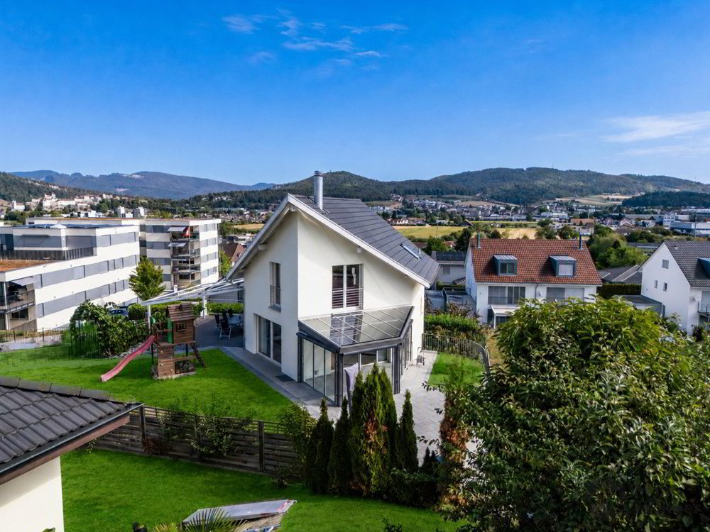 5 rooms House to buy in Rothrist - image 1/13
