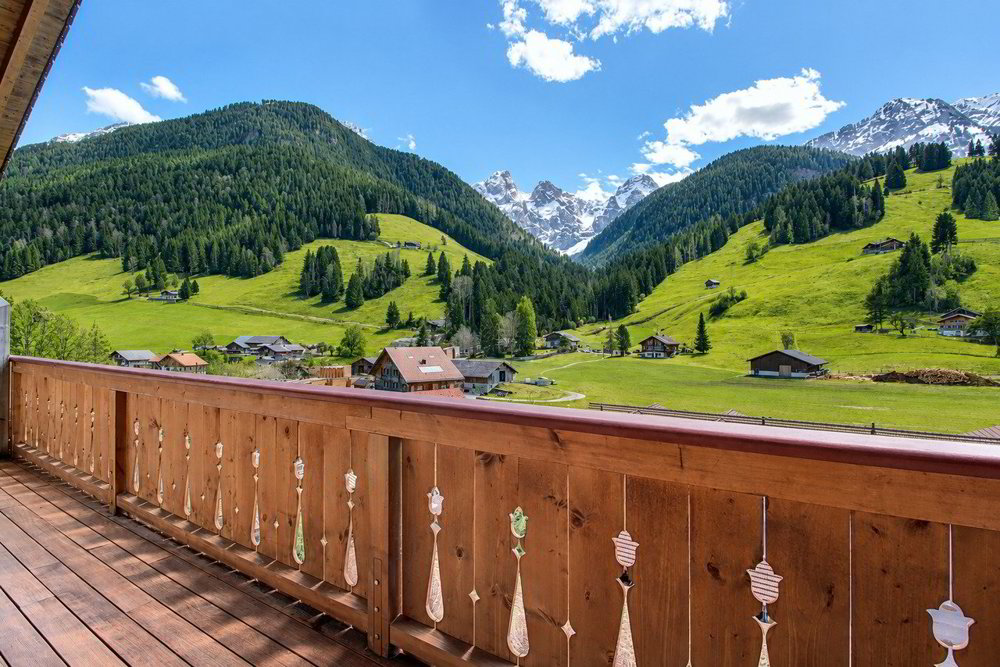 Appartamento di 5 locali in vendita a Château-d'Oex - immagine 1/6