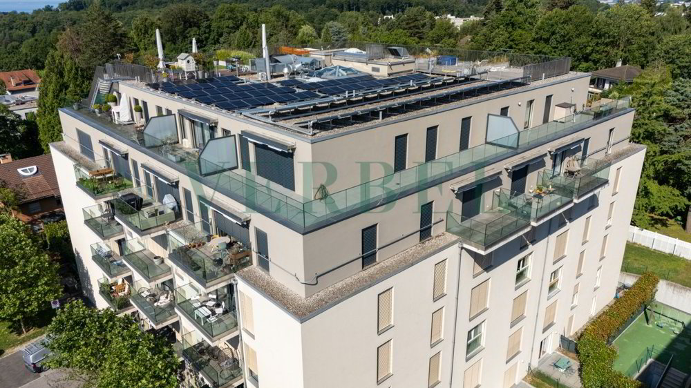 4 rooms Apartment to buy in Lausanne - image 1/10