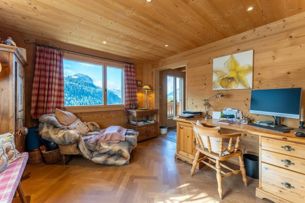 9 rooms House to buy in Château-d'Oex - image 1/13